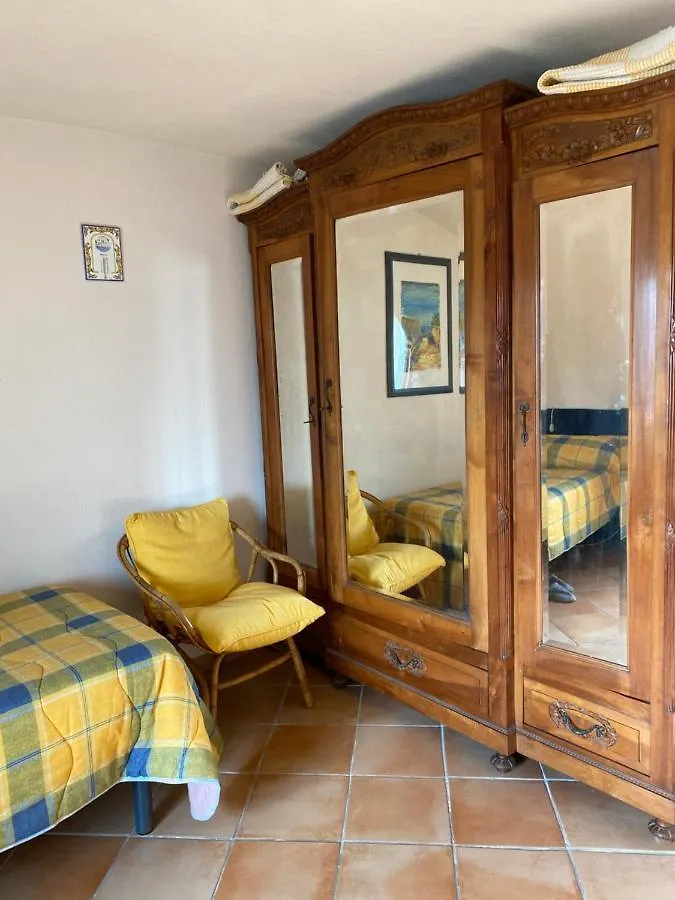 Holiday home Casa Del 1400 Nell'Antico Borgo Di Cervo Villa