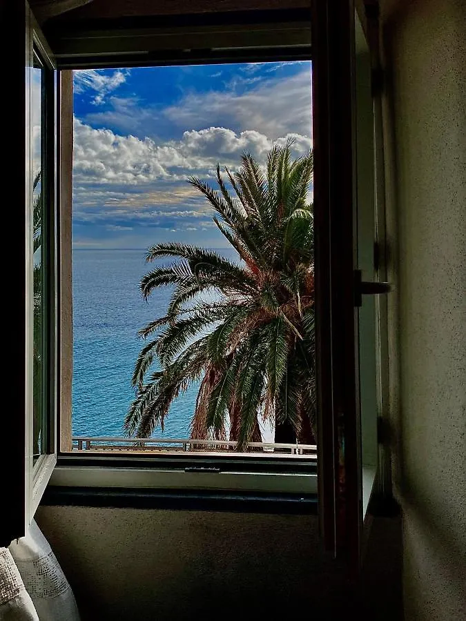 Casa Del 1400 Nell'Antico Borgo Di Cervo Villa 0*,  Italy